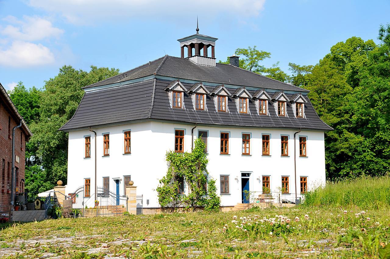 Biohotel Stiftsgut Wilhelmsgluecksbrunn Creuzburg Eksteriør bilde
