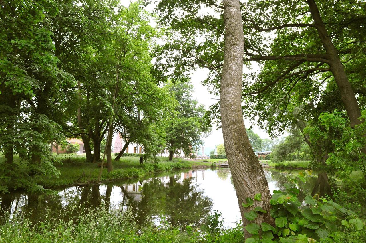 Biohotel Stiftsgut Wilhelmsgluecksbrunn Creuzburg Eksteriør bilde